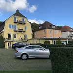 Strandhaus/Strandnixe